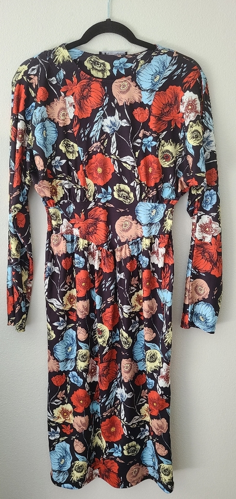 Beautiful dress!